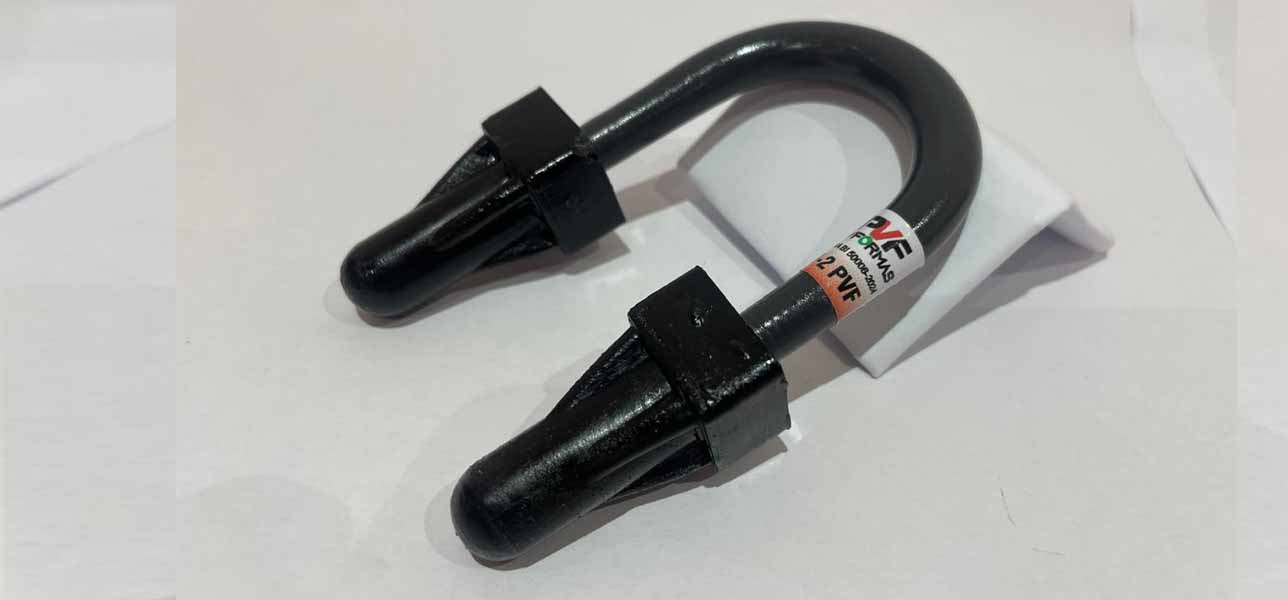 modelo de abrazaderas u-bolt con PVC