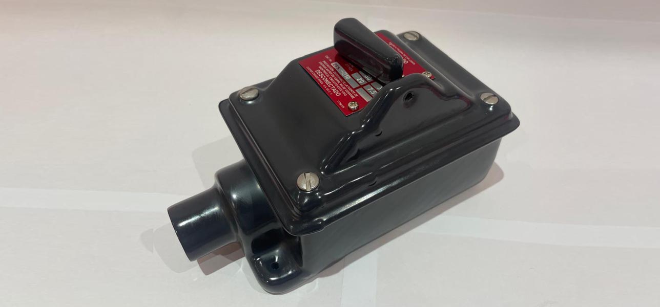 Interruptores de Acción Rápida EFD PVFORMAS para áreas peligrosas a prueba de explosión con recubrimiento de PVC y recubrimiento interior de uretano para tuberías y material eléctrico en Coatzacoalcos, Veracruz