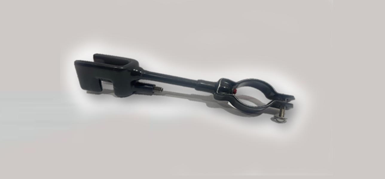 sujetador a viga para tubería conduit cubierto de PVC